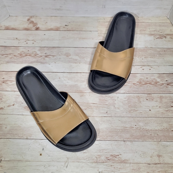 Jil Sander Black & Gold Mirrored Leather Slides - size 39 - Picture 13 of 13